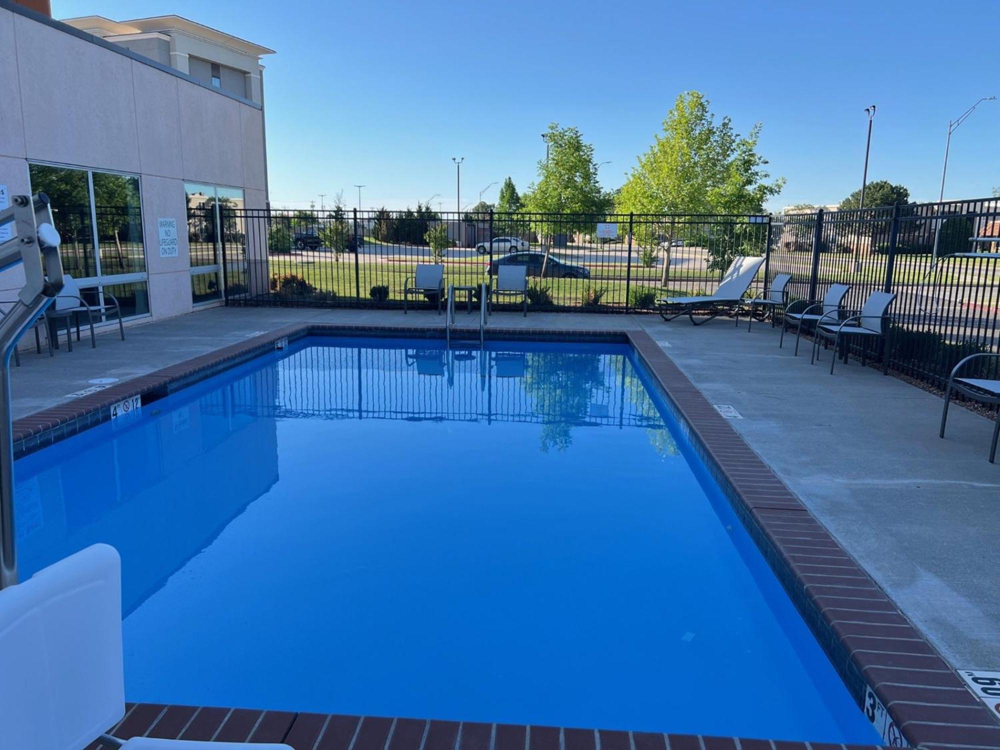 Holiday Inn Express & Suites Moore By Ihg Exteriér fotografie